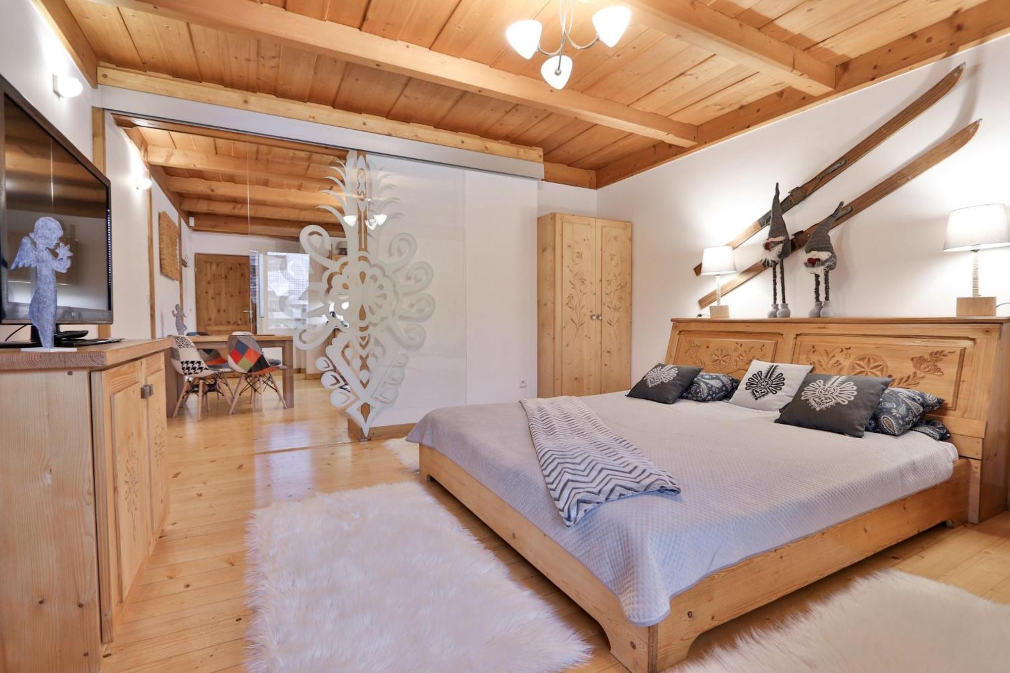 One-Bedroom Family Apartment